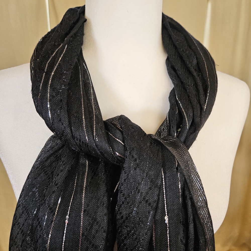NWT Shimmery Elegant Blk & Silver Rayon Striped Sheer Scarf With Sequins & Fring - Picture 2 of 7